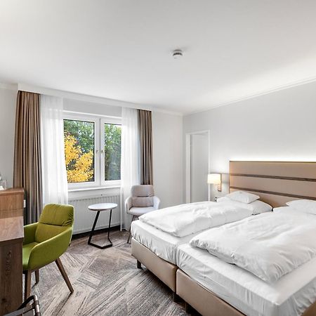 Parkhotel Am Taunus Oberursel Zewnętrze zdjęcie